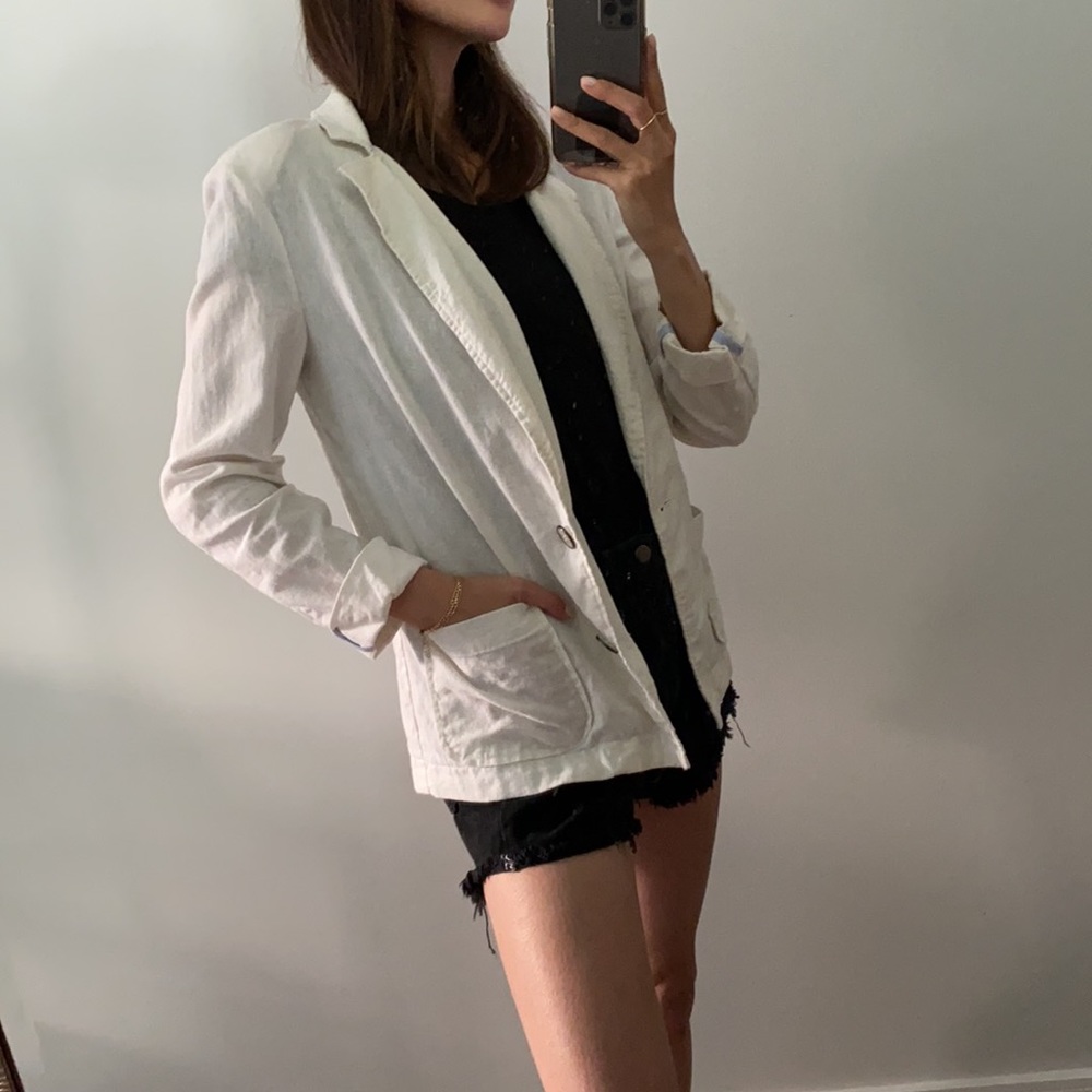 White relaxed Blazer